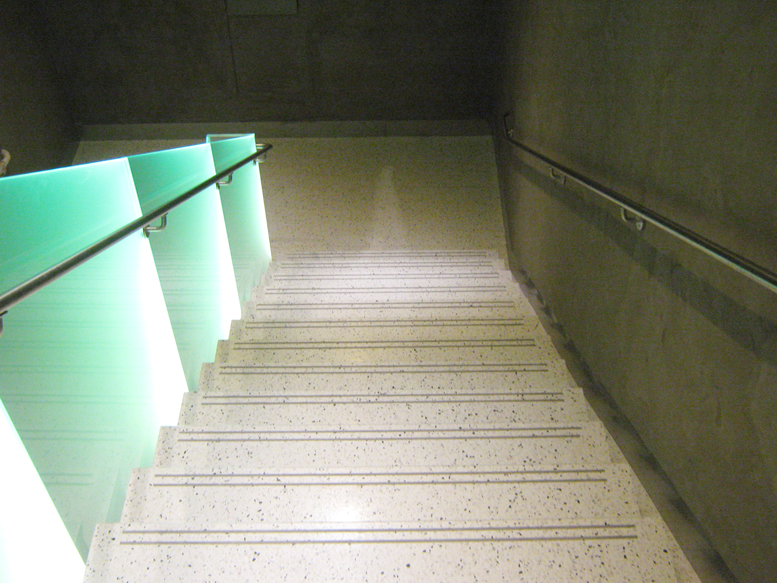 Musée des Beaux-Arts de Montréal escaliers